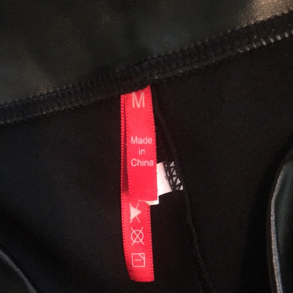 Black High Waisted Poly/Spandex Leggings - Picture 5 of 6